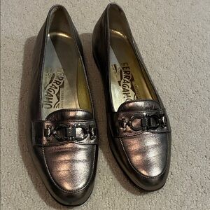 Salvatore Ferragamo Women's Metallic Loafers👝
